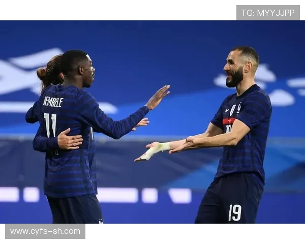 克鲁塞罗与竞技俱乐部激战正酣谁能在这场对决中笑到最后